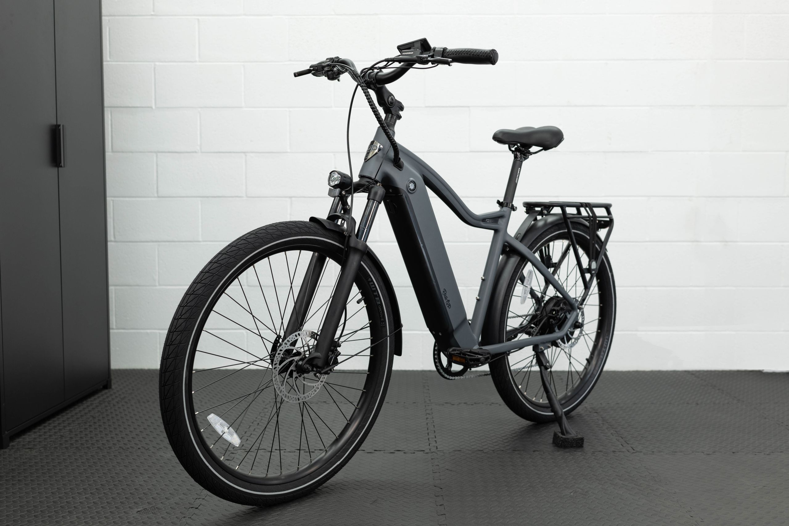 700 Series - Ride1Up  Best All-around eBike of 2023