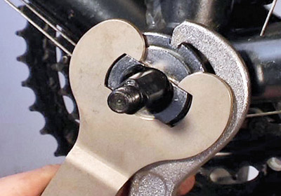 removing bicycle crank