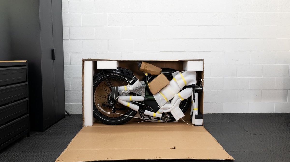 A test e-bike as it arrived in its shipping box, before the first bolt is turned