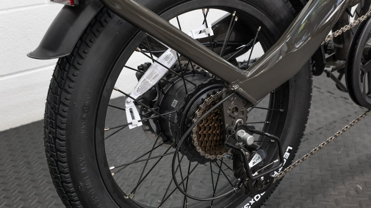 The cassette, derailleur and hub motor of a test e-bike
